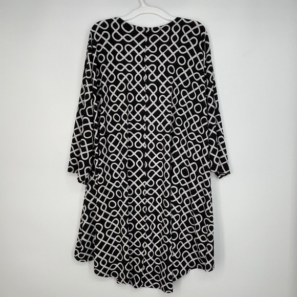 LuLaRoe Womens Medium Duster Length Open Cardigan Jacket Black White Geometric - Picture 4 of 7